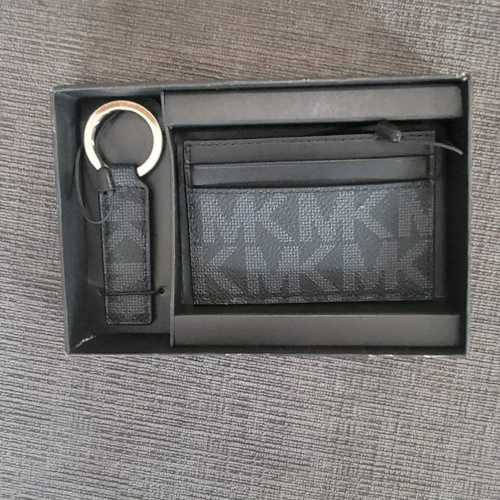 Michael Kors Men's Slim Card Holder with Key Ring Pocket Size